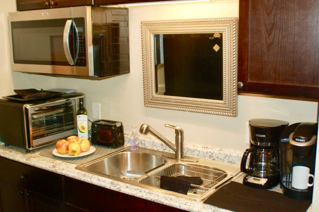 Blue Bear Den 3Br 2Ba Dtc Private Apt Hot Tub エクステリア 写真