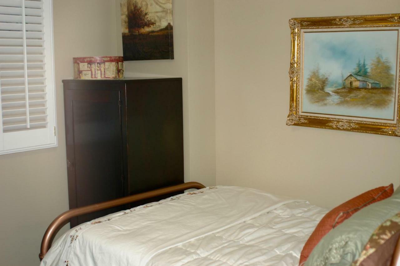Blue Bear Den 3Br 2Ba Dtc Private Apt Hot Tub エクステリア 写真